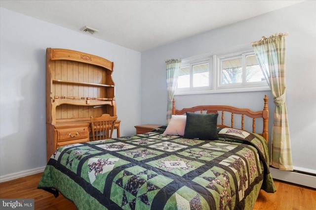 3386 BRISTOL RD, Chalfont, PA 18914