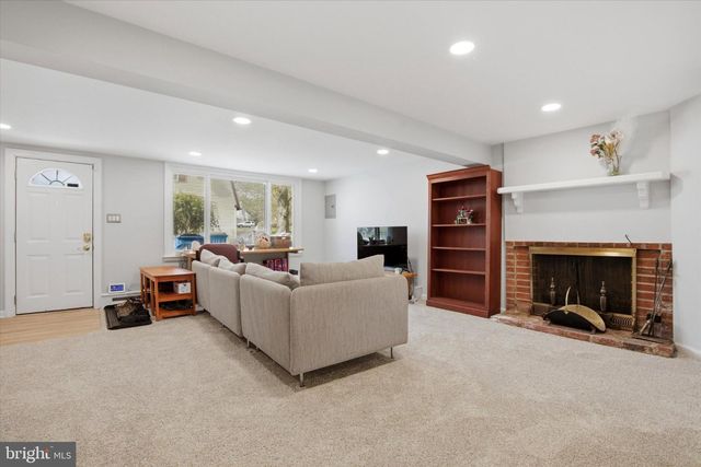 3386 BRISTOL RD, Chalfont, PA 18914