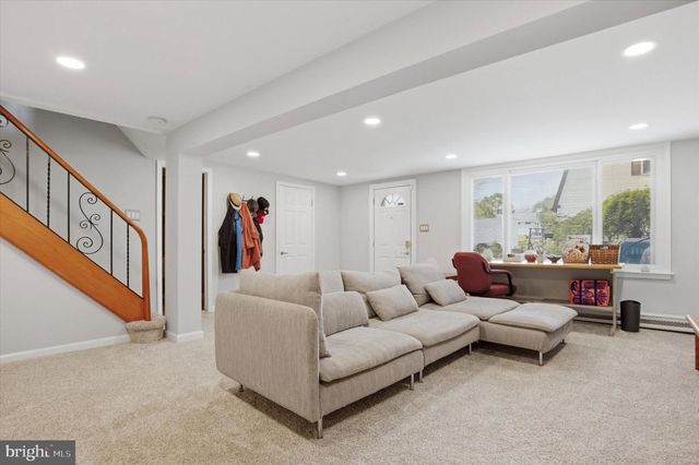 3386 BRISTOL RD, Chalfont, PA 18914