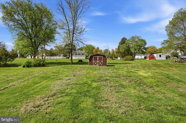 3386 BRISTOL RD, Chalfont, PA 18914