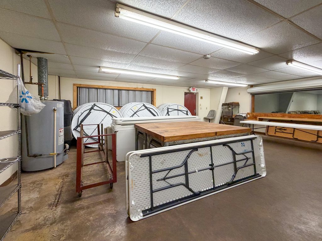Image 29 of property listing at 3636 N Bryant Boulevard, San Angelo, TX 76903