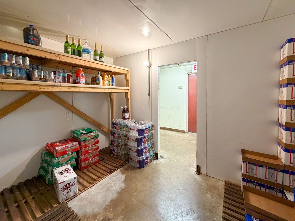 Image 35 of property listing at 3636 N Bryant Boulevard, San Angelo, TX 76903