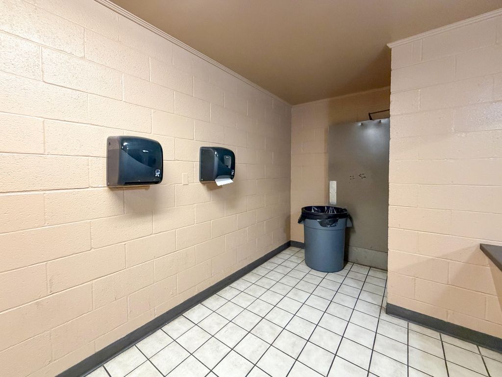 Image 39 of property listing at 3636 N Bryant Boulevard, San Angelo, TX 76903