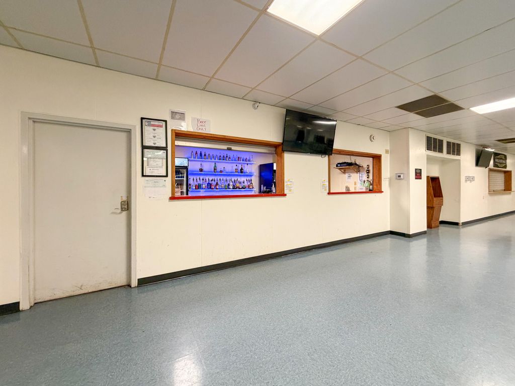 Image 9 of property listing at 3636 N Bryant Boulevard, San Angelo, TX 76903