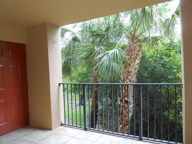 300 Scotia Drive 203, Hypoluxo, FL 33462