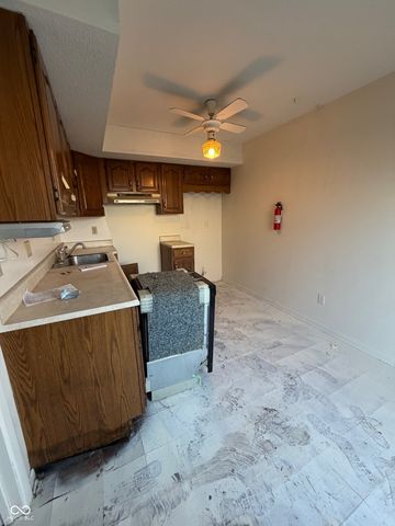 6025 Wingedfoot Court, Indianapolis, IN 46254