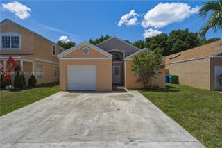 9992 Periwinkle Street, Miramar, FL 33025