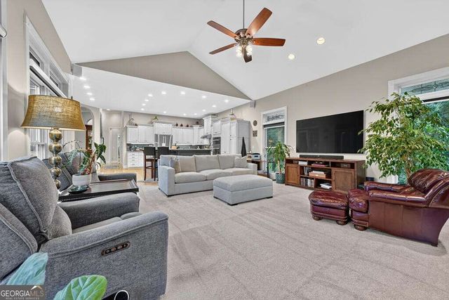 4165 Asheland Cove Drive, Young Harris, GA 30582