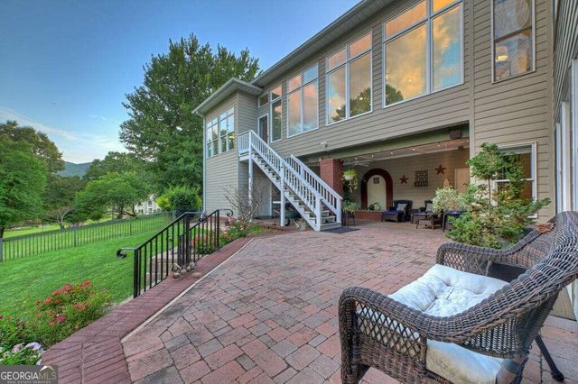 4165 Asheland Cove Drive, Young Harris, GA 30582