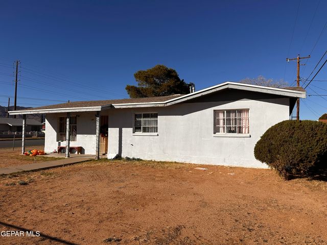 5101 DEBEERS Drive, El Paso, TX 79924