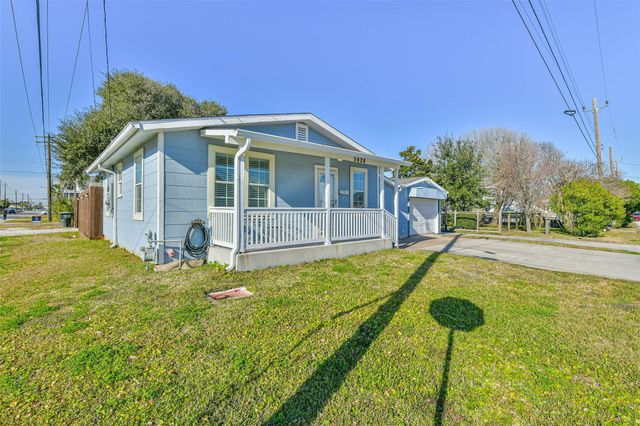 5828 Avenue T, Galveston, TX 77551