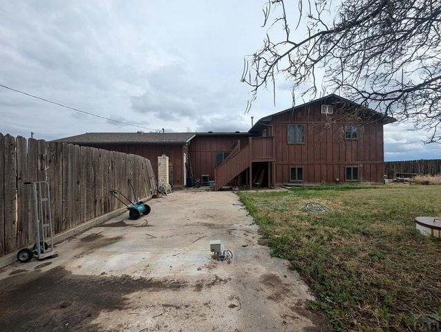 18021 County Rd EE.5, Rocky Ford, CO 81067