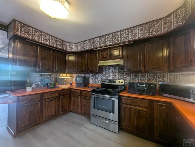 18021 County Rd EE.5, Rocky Ford, CO 81067