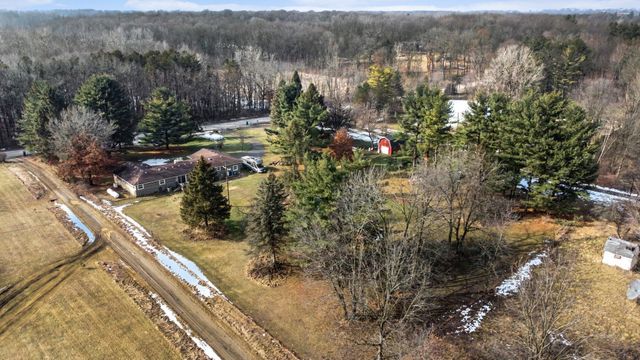 1575 Kellogg Road, Genoa Twp, MI 48114