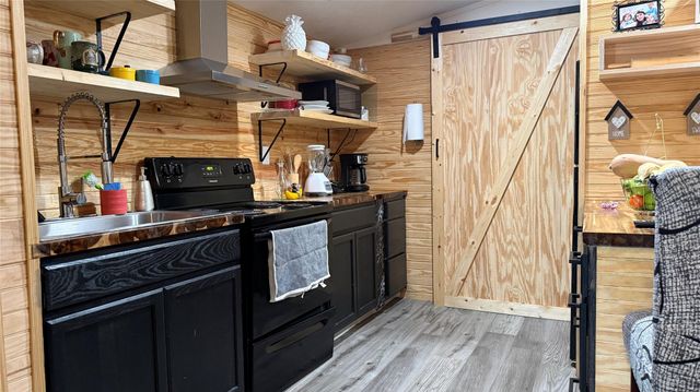 14348 W Ravine Run, Willis, TX 77318