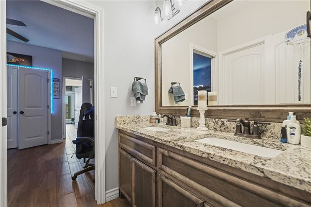 1481 Lady Claudia St, Corpus Christi, TX 78415