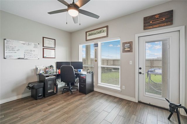 1481 Lady Claudia St, Corpus Christi, TX 78415