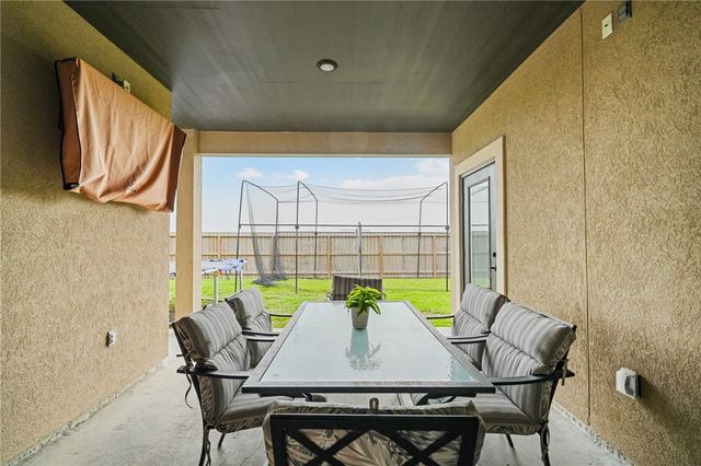 1481 Lady Claudia St, Corpus Christi, TX 78415