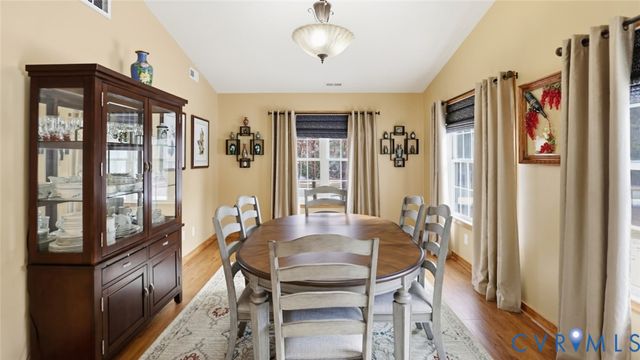 235 Parkwood Dr, Aylett, VA 23009