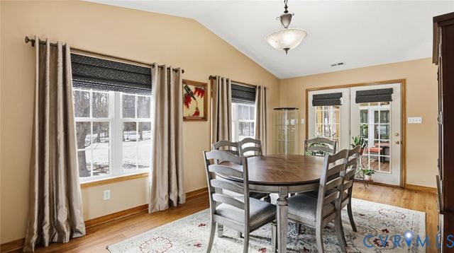 235 Parkwood Dr, Aylett, VA 23009