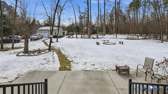 235 Parkwood Dr, Aylett, VA 23009