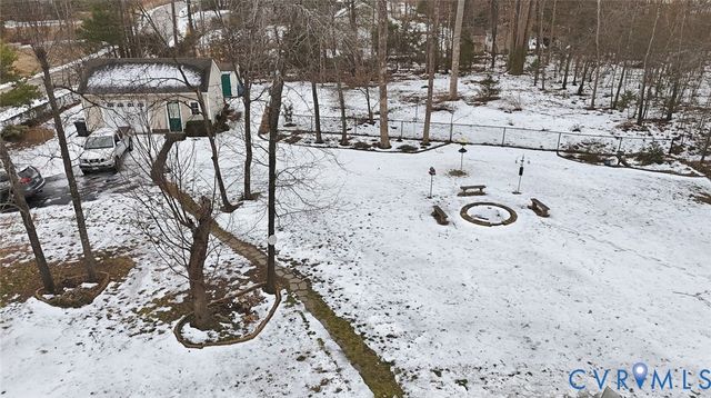 235 Parkwood Dr, Aylett, VA 23009