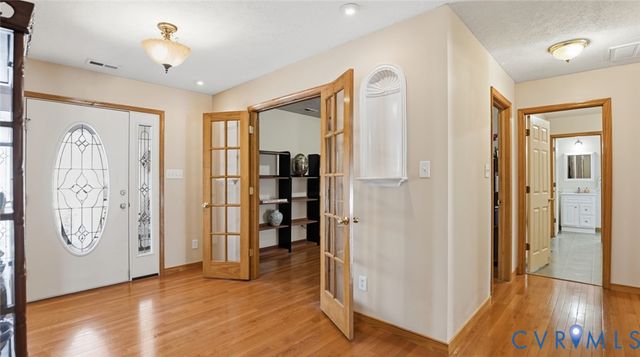 235 Parkwood Dr, Aylett, VA 23009