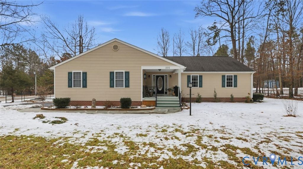 235 Parkwood Dr, Aylett, VA 23009