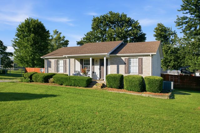 103 Ridgewood Dr, Portland, TN 37148