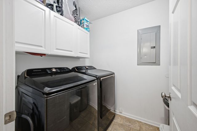 103 Ridgewood Dr, Portland, TN 37148