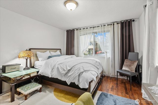 1011 NE 180TH Street, Shoreline, WA 98155