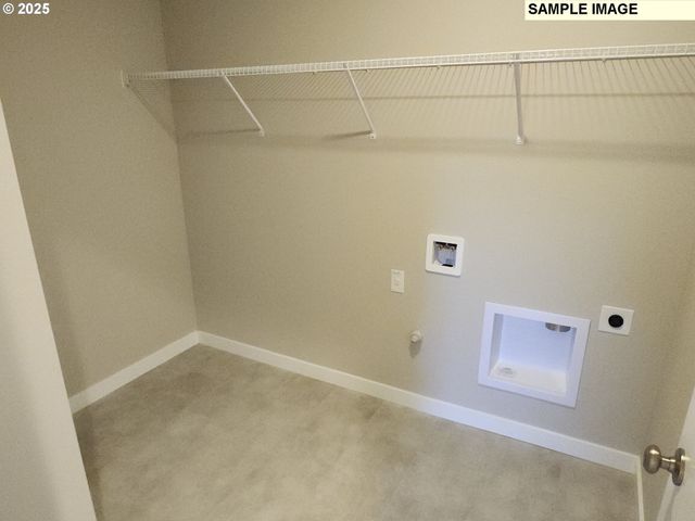 650 Magnolia Ave 38, Woodburn, OR 97071