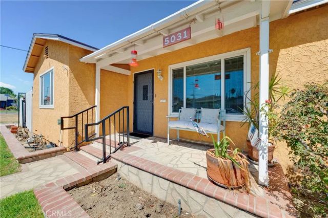 5031 N Raton, Long Beach, CA 90807