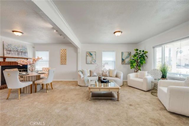 5031 N Raton, Long Beach, CA 90807