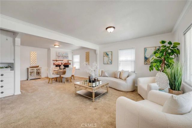 5031 N Raton, Long Beach, CA 90807