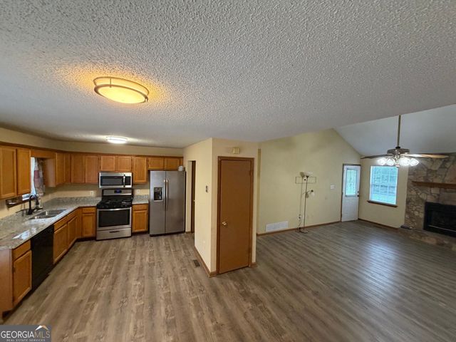15 Mays Court, Stockbridge, GA 30281