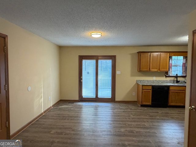 15 Mays Court, Stockbridge, GA 30281