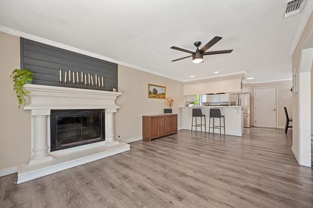 6523 Woodpark Way, Citrus Heights, CA 95621