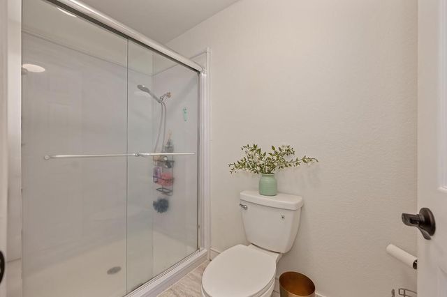 6523 Woodpark Way, Citrus Heights, CA 95621