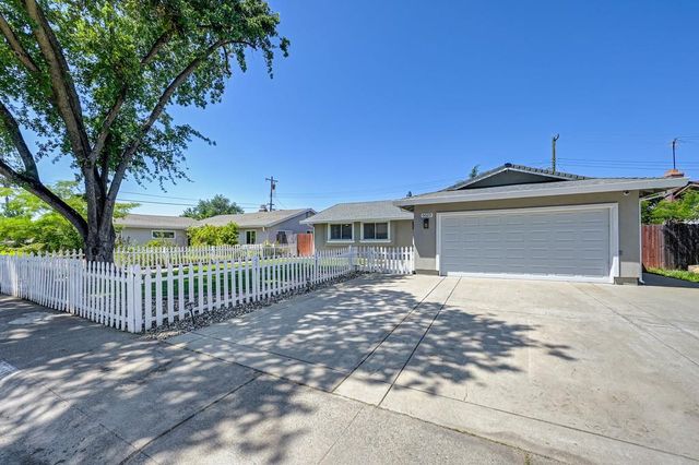 6523 Woodpark Way, Citrus Heights, CA 95621