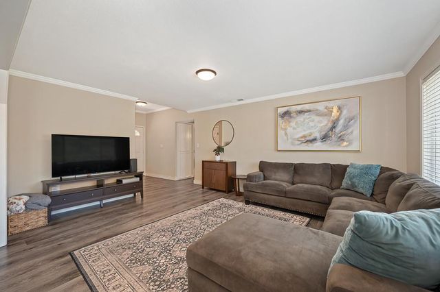 6523 Woodpark Way, Citrus Heights, CA 95621