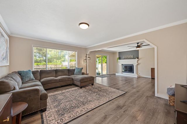 6523 Woodpark Way, Citrus Heights, CA 95621