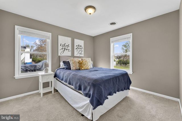 22 JACK ENDERS BLVD, Berryville, VA 22611
