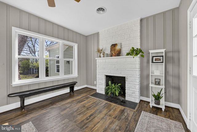 22 JACK ENDERS BLVD, Berryville, VA 22611