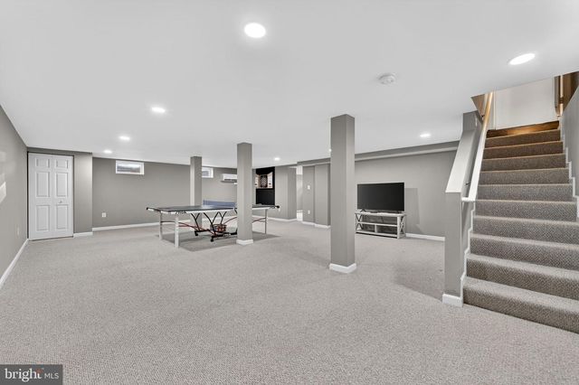 22 JACK ENDERS BLVD, Berryville, VA 22611