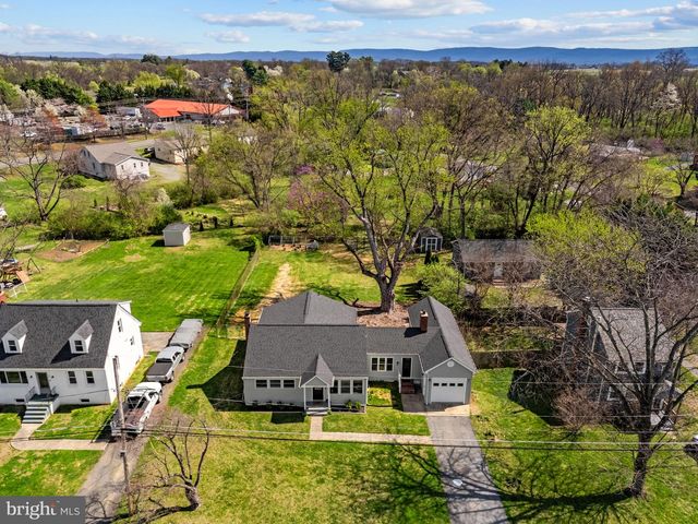 22 JACK ENDERS BLVD, Berryville, VA 22611