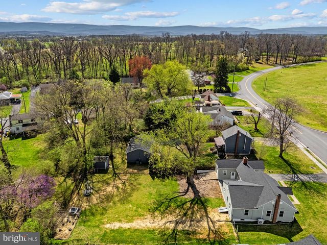 22 JACK ENDERS BLVD, Berryville, VA 22611