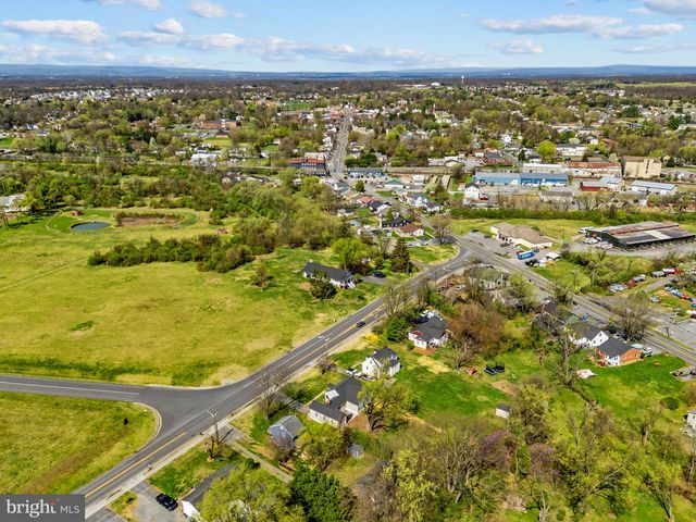 22 JACK ENDERS BLVD, Berryville, VA 22611