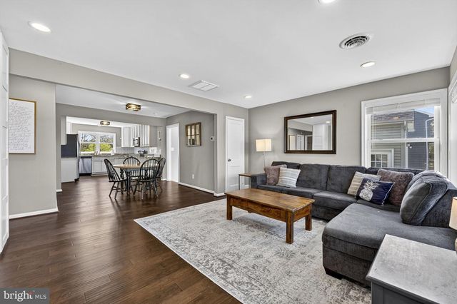 22 JACK ENDERS BLVD, Berryville, VA 22611