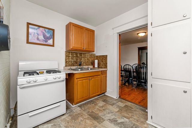 80 Magnolia Avenue, Battle Creek, MI 49017